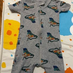 Hannah Andersson gecko pajamas